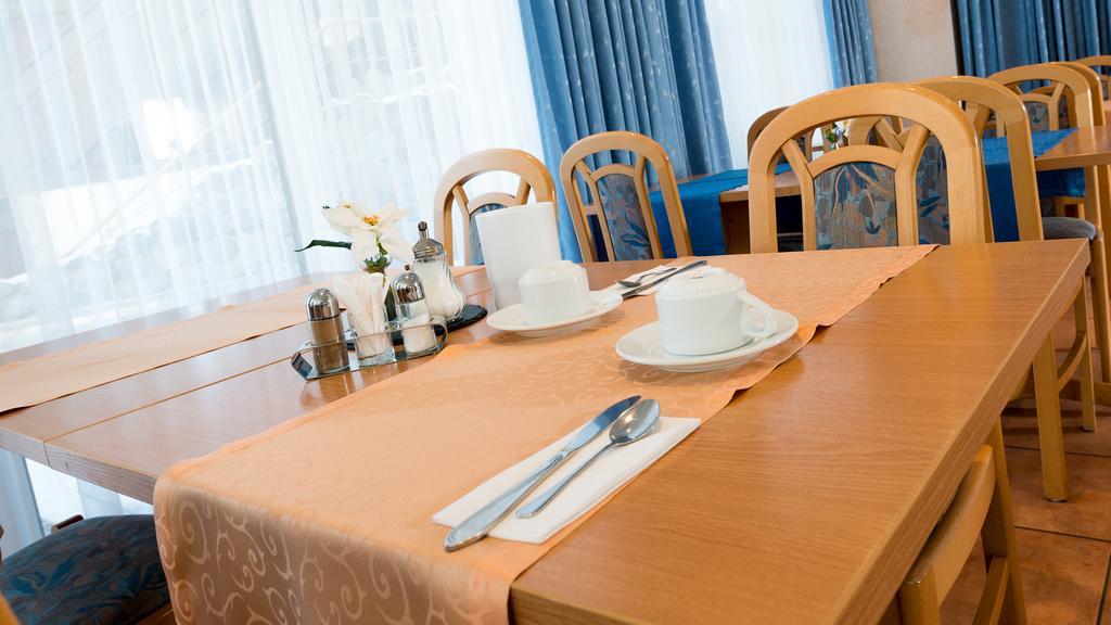 סאס פה Hotel Alpenperle מראה חיצוני תמונה