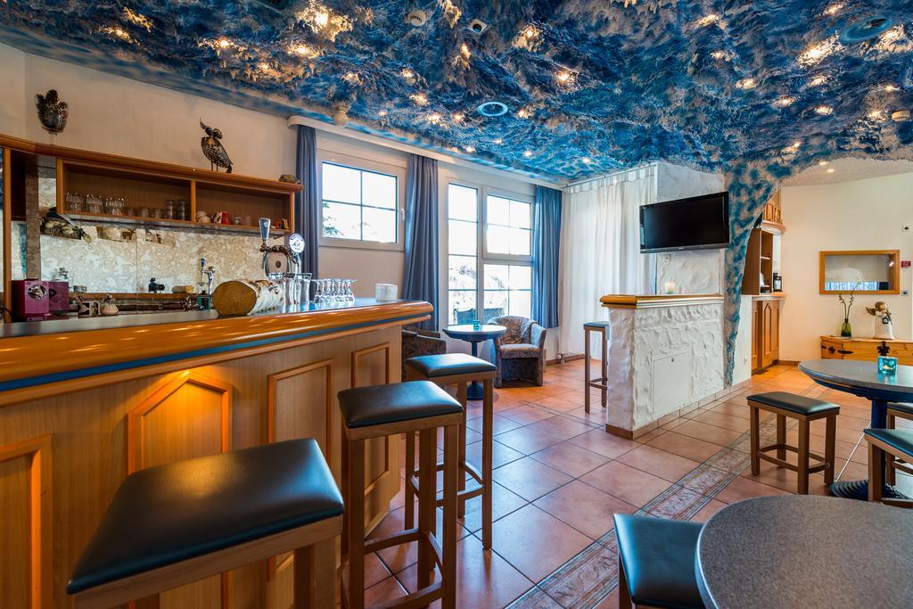 סאס פה Hotel Alpenperle מראה חיצוני תמונה