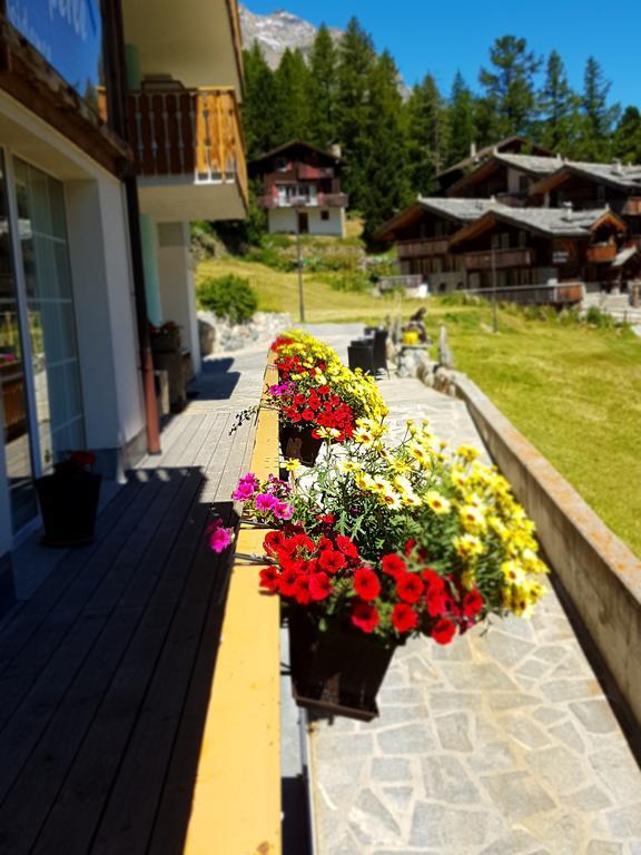 סאס פה Hotel Alpenperle מראה חיצוני תמונה