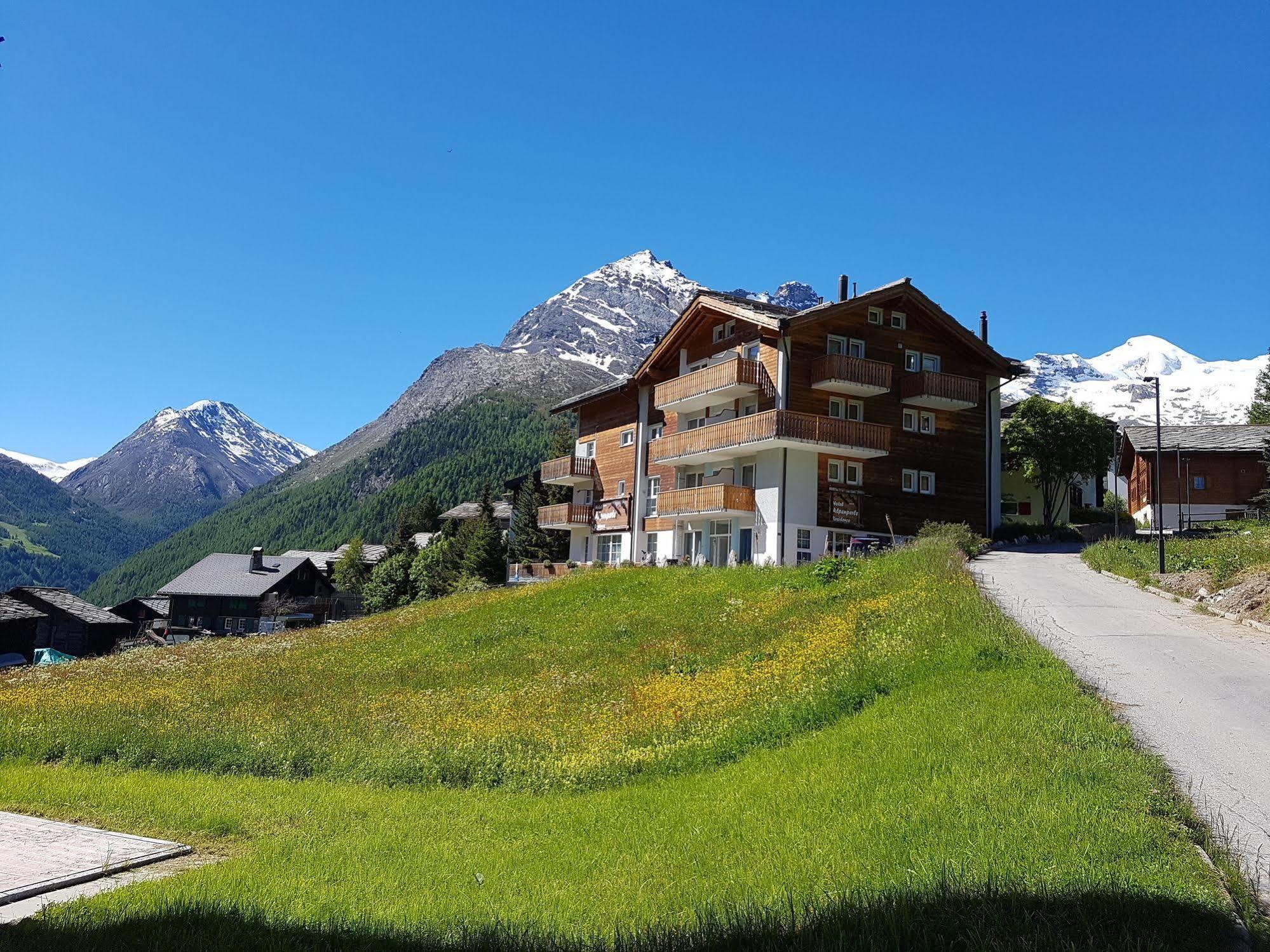 סאס פה Hotel Alpenperle מראה חיצוני תמונה