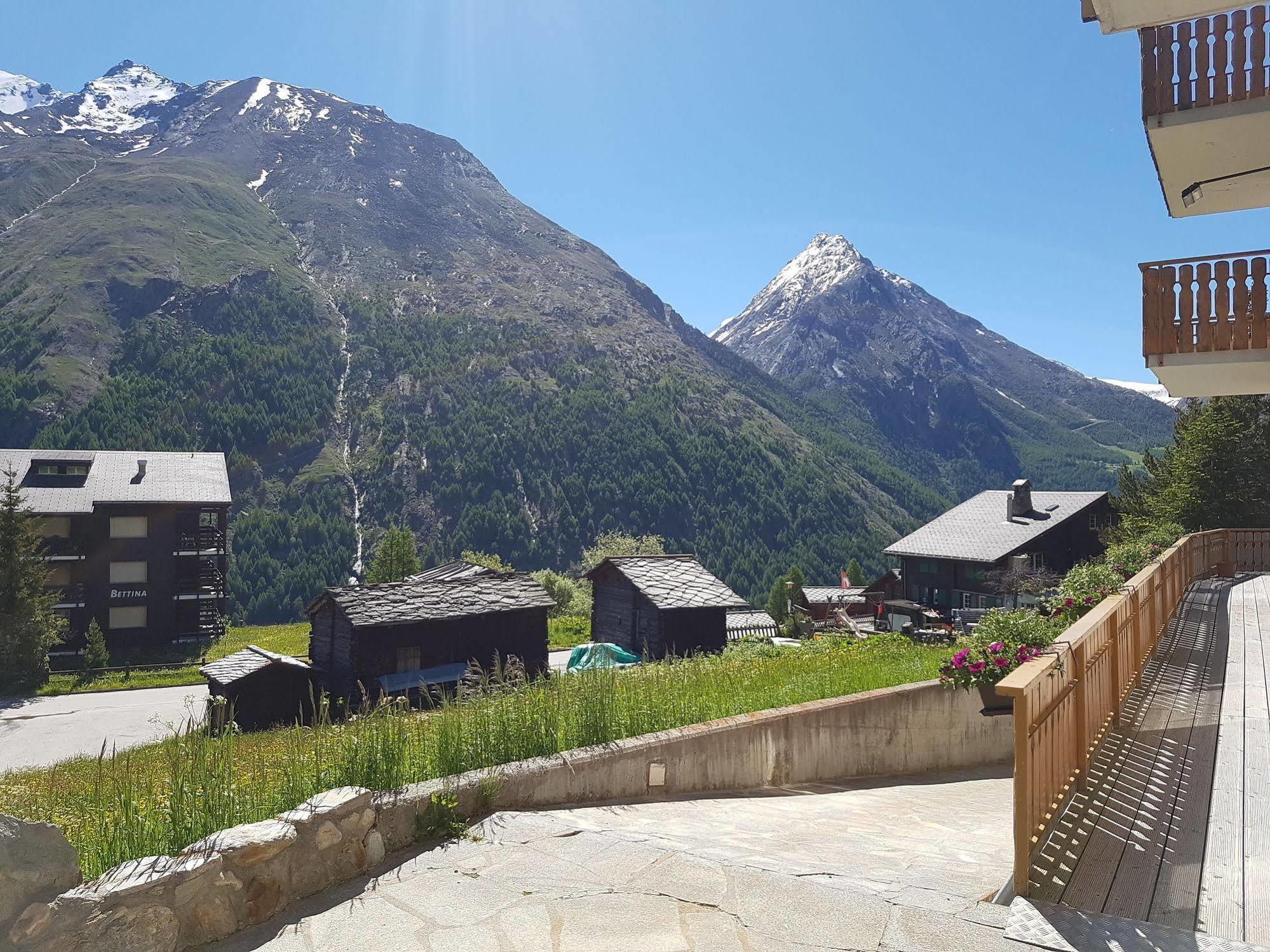 סאס פה Hotel Alpenperle מראה חיצוני תמונה