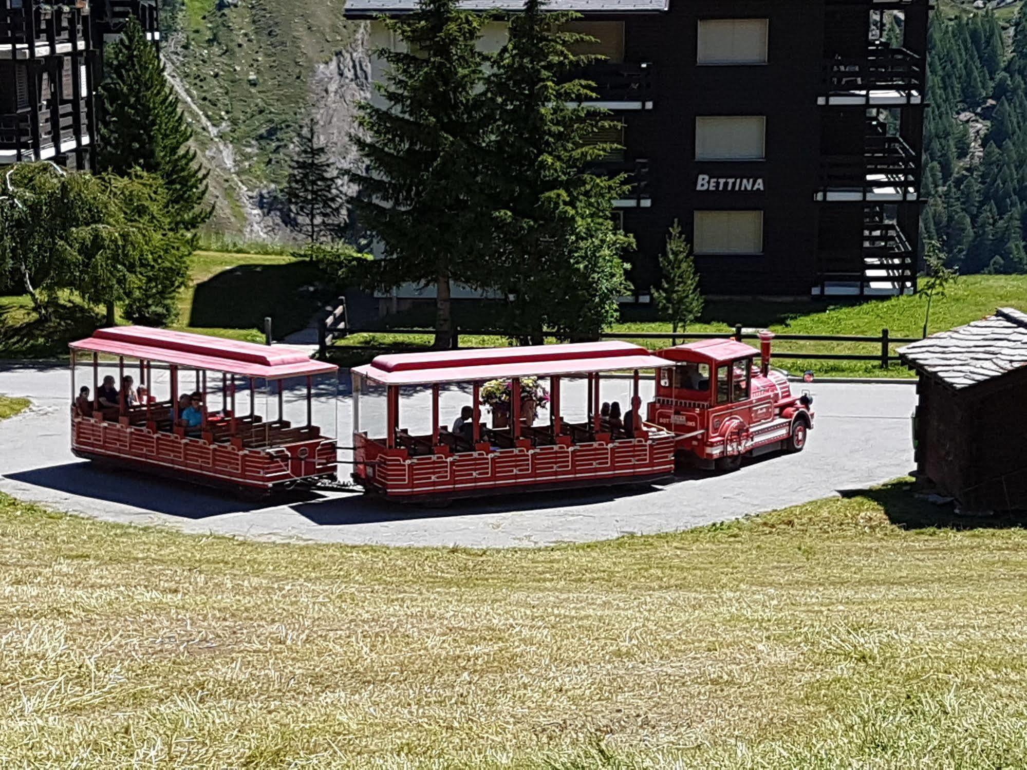 סאס פה Hotel Alpenperle מראה חיצוני תמונה