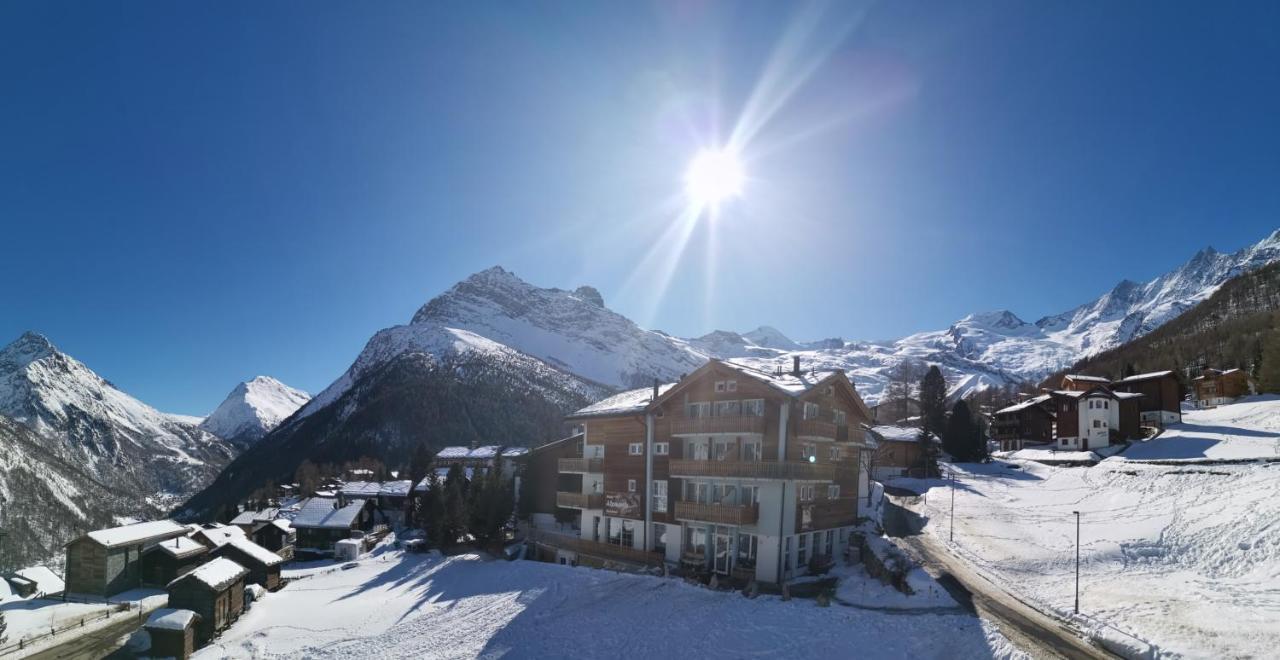 סאס פה Hotel Alpenperle מראה חיצוני תמונה